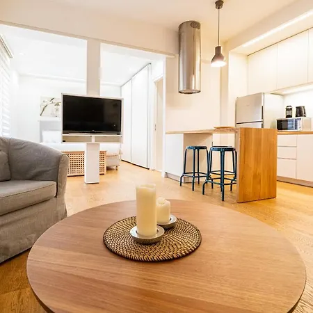 Liv - Elegant Studio In The Heart Of Kolonaki *
