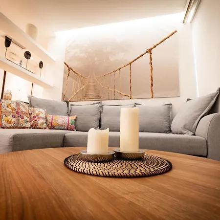 Liv - Elegant Studio In The Heart Of Kolonaki